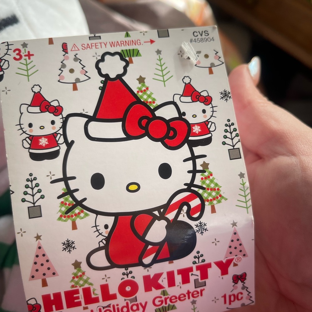 Hello Kitty Greeter - Picture 3 of 5